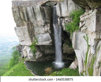 Waterfall In Lookout Mountain In Chattanooga, TN