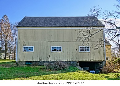 Blue Wood Barn Images Stock Photos Vectors Shutterstock