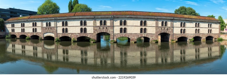 Watergate Barrage Vauban, Strasbourg, Alsace, Bas-Rhin Department, France