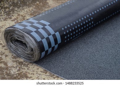 Waterproof Bitumen Roll Covered With Insulation Materials.