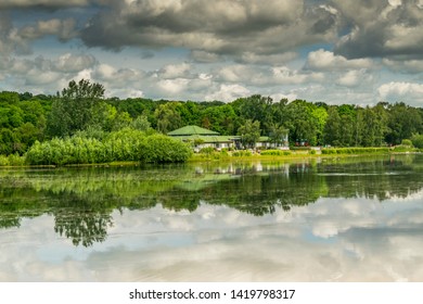 Waters Edge Pub At Ruislip Lido