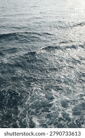 Waterscape with small waves and textures