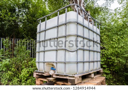 Watertank in the graden