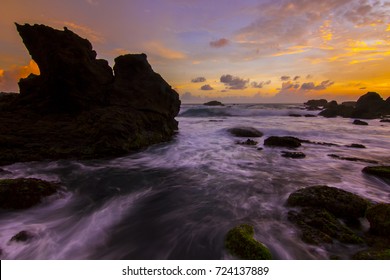 98 Pantai watu lumbung Images, Stock Photos & Vectors | Shutterstock