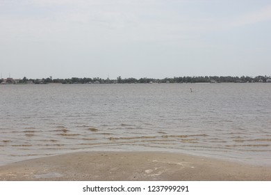  wave In The Water