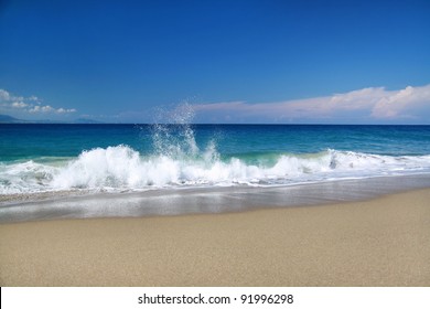 Waves in Atlantic ocean