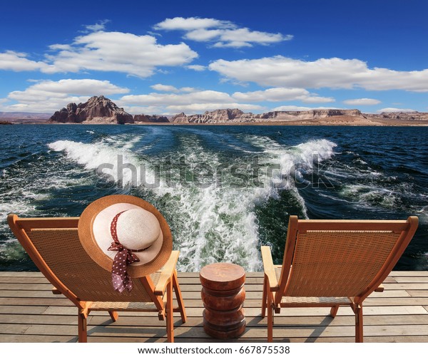 Waves Boat Cut Through Lake Powell Stock Photo Edit Now 667875538