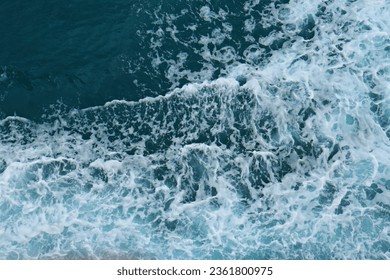 The waves' erratic natural course