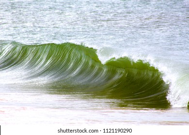 The wave's Like a Wall