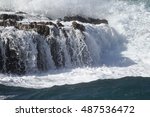 Waves on the rocks - 0136855