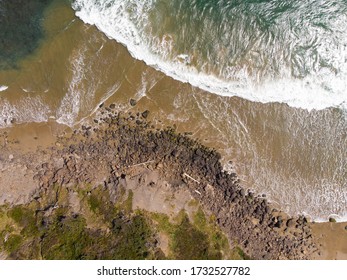 75 Directly Above Pacific Ocean Surface Images, Stock Photos & Vectors 