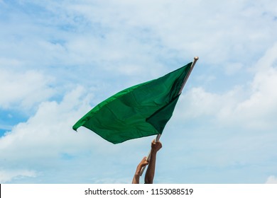 Waving Flag  Green