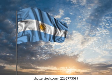 ondeando la bandera nacional