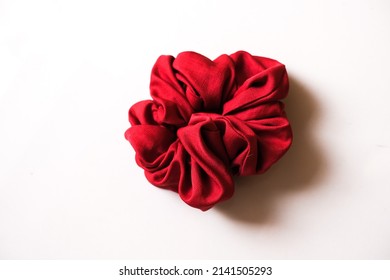 Wavy Red Hairband Like A Flower And Large