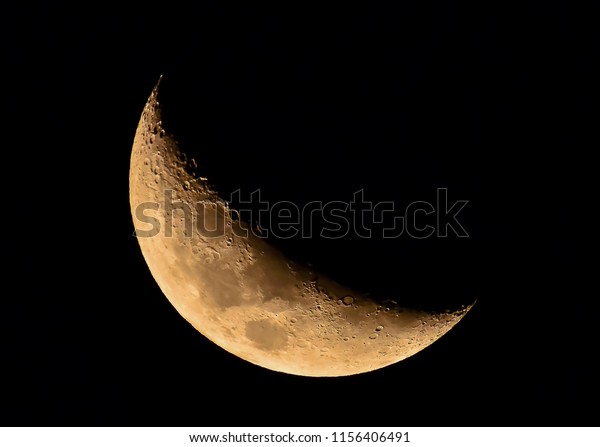 Waxing Crescent Moon, The beauty of the stars\
in space can be seen with the\
eyes.