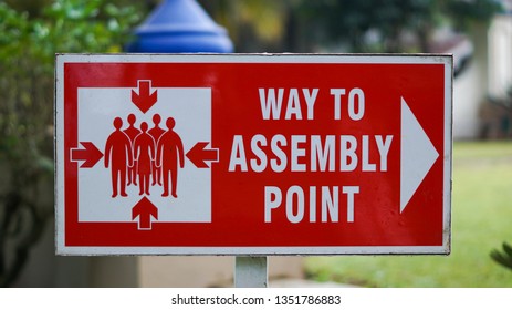 Way Assembly Point Stock Photo 1351786883 | Shutterstock