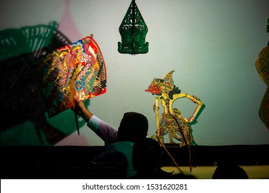 Wayang Kulit Shadow Puppets Java Indonesia Stock Photo 1531620281 ...