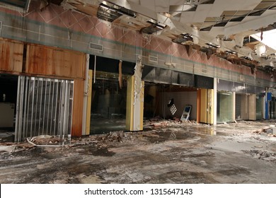 WAYNE, NEW JERSEY/USA - February 13, 2019: Interior Of The Abandoned Wayne Hills Mall At 1 Wayne Hills Mall, Wayne, NJ 07470. Editorial Use Only.                                                   