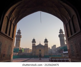 Wazir Khan Mosque Lahorepakistan Stock Photo 2125624475 | Shutterstock