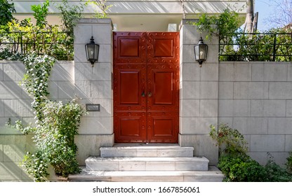 Wealthy Family House Front Entrance Red Door By The Sidewalk