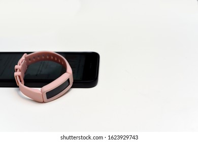 Wearable Tech Sports Tracker To Record Data And Improve Health And Fitness Results When Training And Exercising