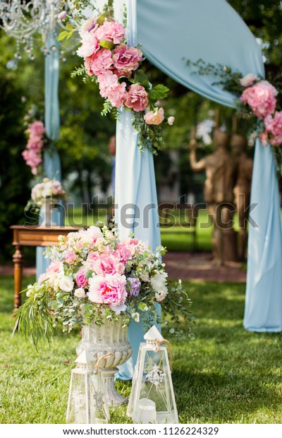 Wedding Arch Pink Blue Decorations Royalty Free Stock Image