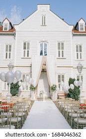 Wedding Wedding Area Chairs And Balloons.