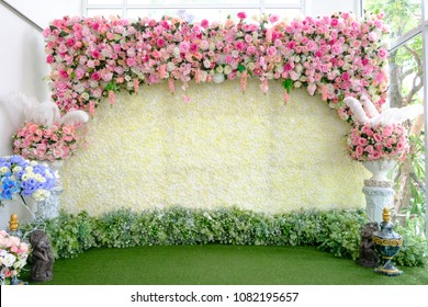 Wedding Backdrop With Flower And Decoration