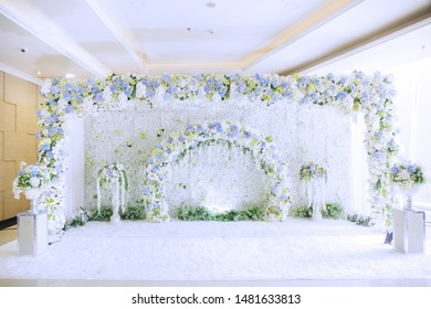 Wedding Background.​ Wedding​ Blackdrop​ For​ Bride And​ Groom On​ Wedding Day.White Flower​ Backdrop.Decoration Back​drop​ For​ Wedding​​ Day. 