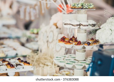 Wedding cake buffet