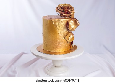 5,036 Rose gold cake Images, Stock Photos & Vectors | Shutterstock