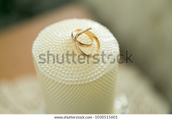 wedding candle rings