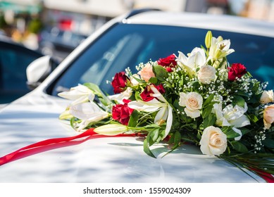 Wedding Car Green Images Stock Photos Vectors Shutterstock