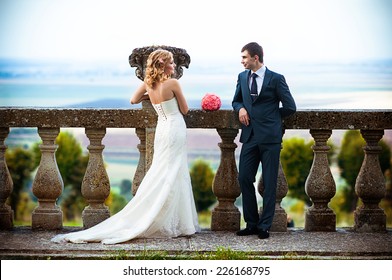Wedding Couple Beach Images Stock Photos Vectors Shutterstock