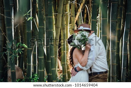 Wedding couple in forest