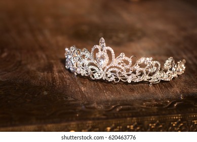 Wedding Crown Tiara Diadem. Luxury Accessories