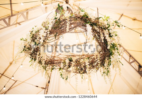 wedding decorations and accessories