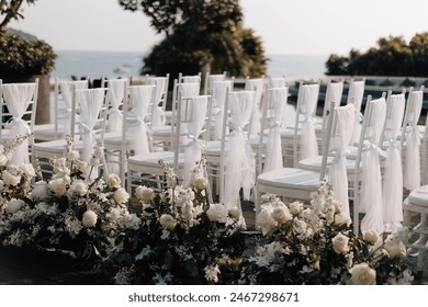 wedding dinner reception setup flowers