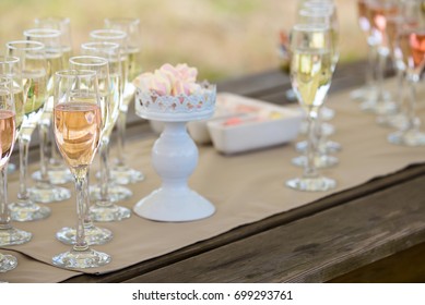 wedding dinner table