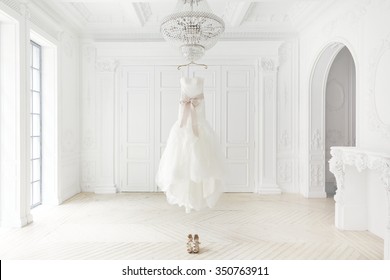 Wedding dress - Shutterstock ID 350763911