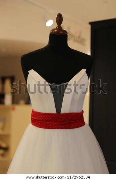 Wedding Dress Pinup Style Stock Photo Edit Now 1172962534