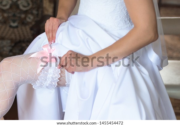 Wedding Garter On Brides Leg Stock Photo Edit Now 1455454472