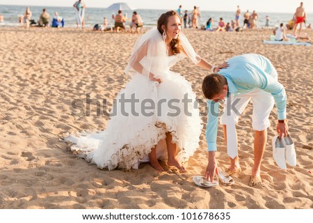 Wedding Groom Helps Bride Take Off Stock Photo Edit Now 101678635