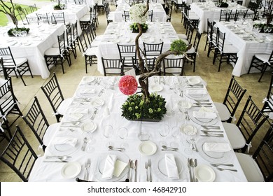 10,835 Table setting guests wedding Images, Stock Photos & Vectors ...