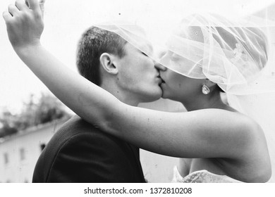 Wedding Monochrome Photo During Kiss