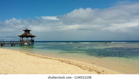 Wedding Pier At Holiday Inn Resort, Montego Bay, Jamaica