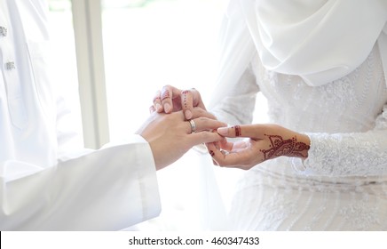 4,368 Malay wedding ring Images, Stock Photos & Vectors | Shutterstock