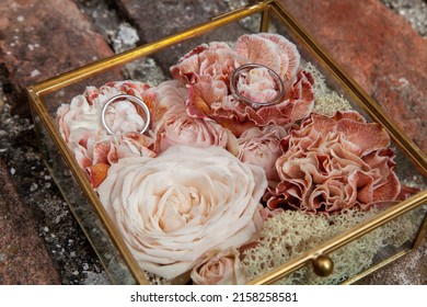 Wedding Rings And Rice Details Italy 