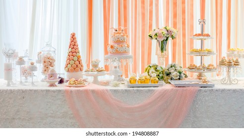 Wedding Sweet Dessert Fondant Cake And  Macarons  Gift Table In 