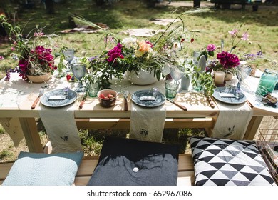 Family Style Catering Images Stock Photos Vectors Shutterstock